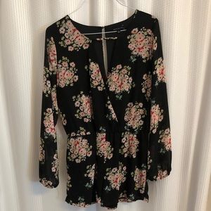 Flowy, Black and Floral Romper